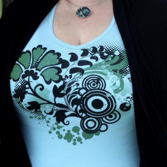 Floral Graphic Printed T-Shirt Plus Size - Picture 2 of 3